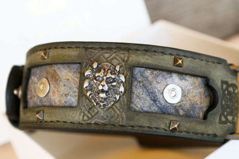 Margey - olive leather dog collar handmade by Workshop Sauri
