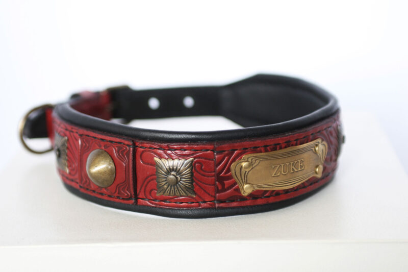 Black padded red leather dog collar RED TERRA by Workshop Sauri