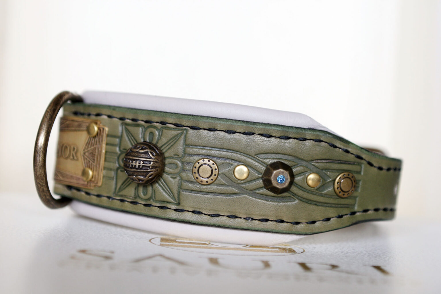 Harakhan Kennel & Personalized Leather Dog Collars by Sauri