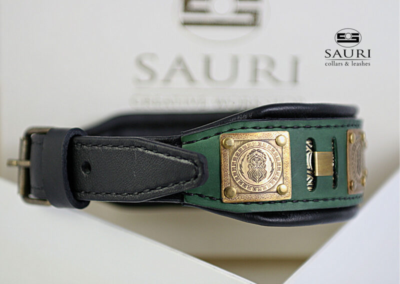 Custom dog collar with name by Workshop Sauri