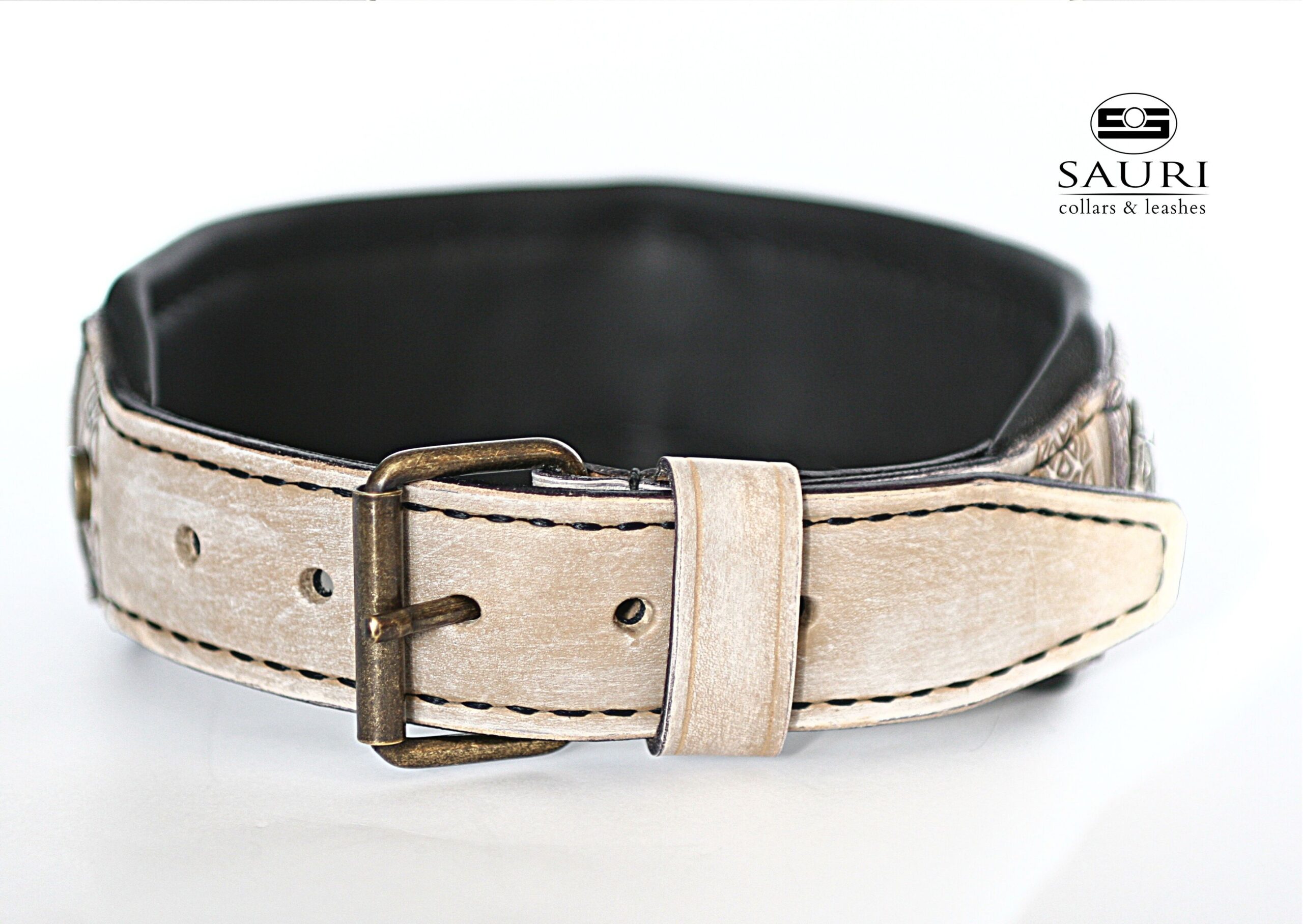 Beige leather big dog collar RAGNAR by Workshop Sauri